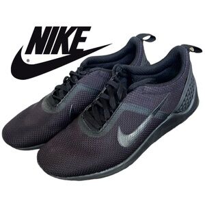 Nike - athletic shoes - size 10 - black